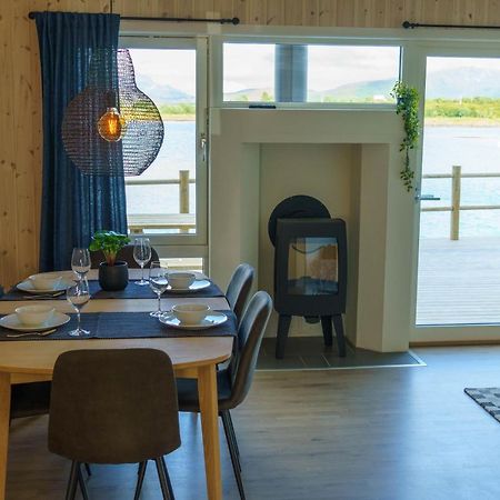 Apartamento Lilleeideholmen Sjohusutleie Haug Exterior foto