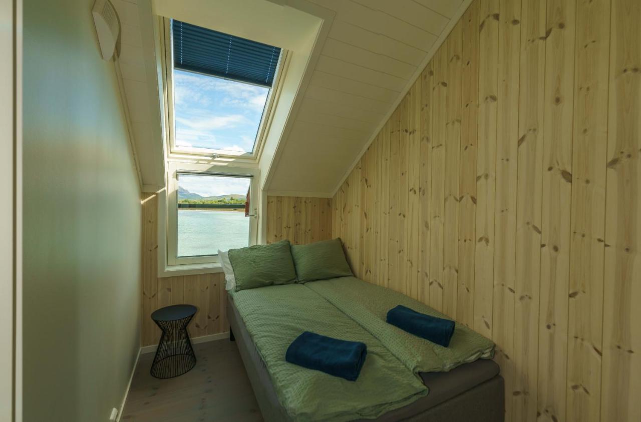 Apartamento Lilleeideholmen Sjohusutleie Haug Exterior foto