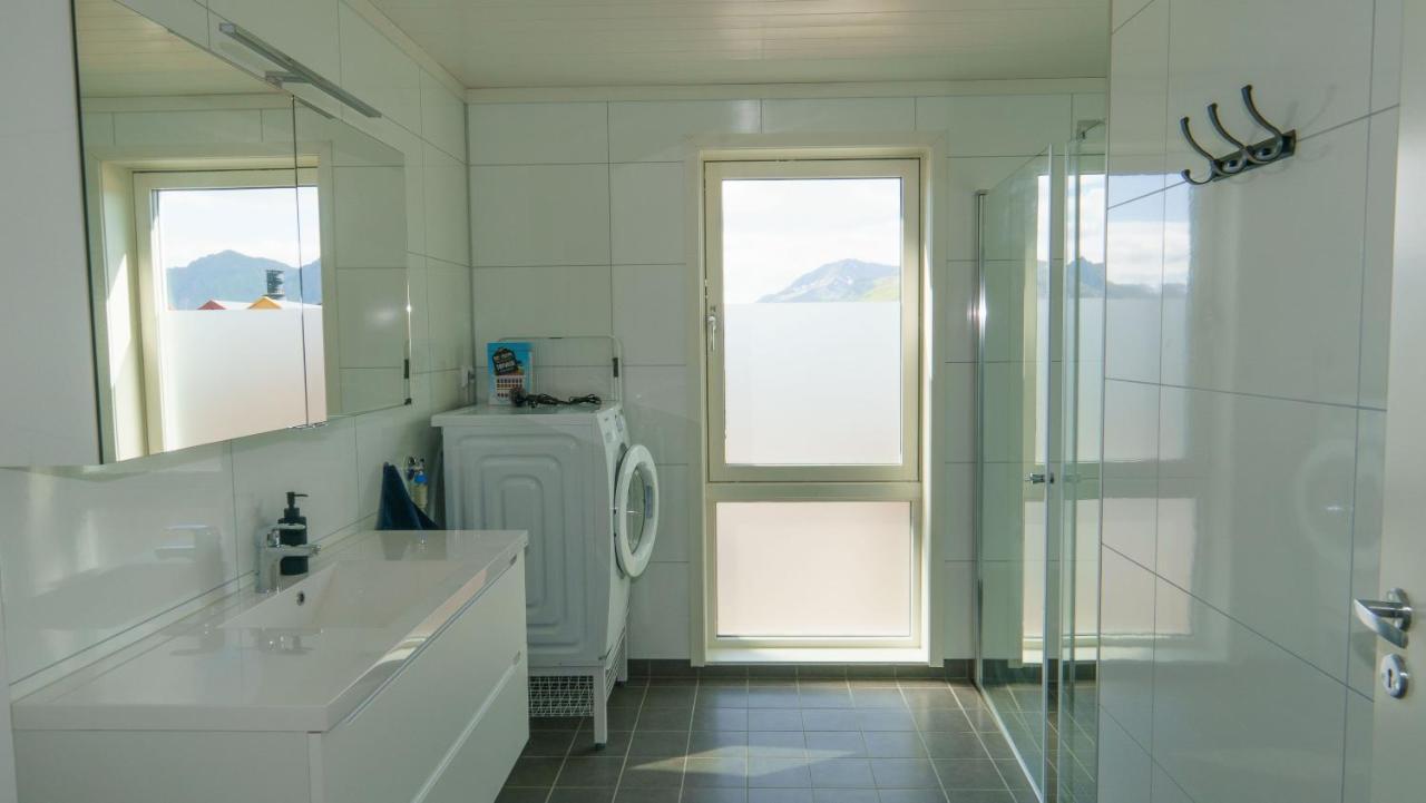 Apartamento Lilleeideholmen Sjohusutleie Haug Exterior foto
