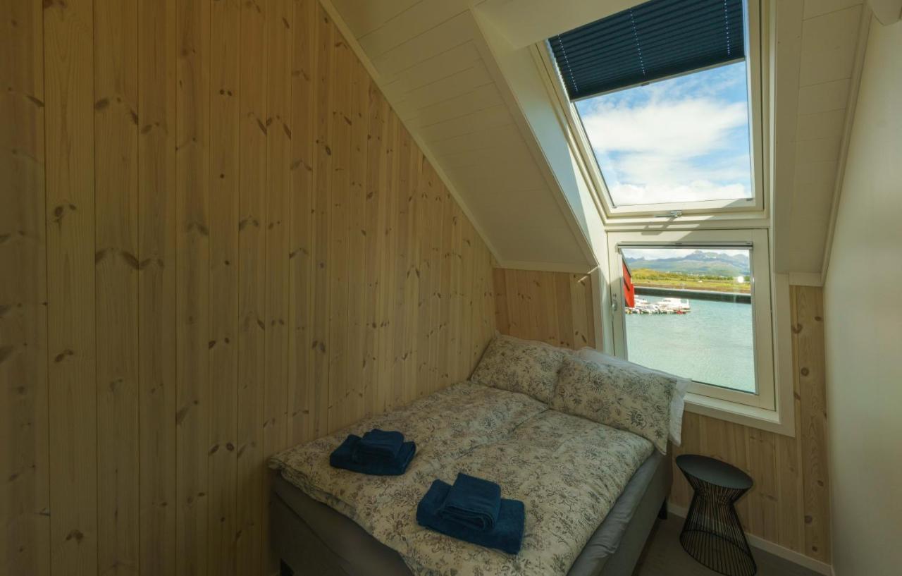 Apartamento Lilleeideholmen Sjohusutleie Haug Exterior foto